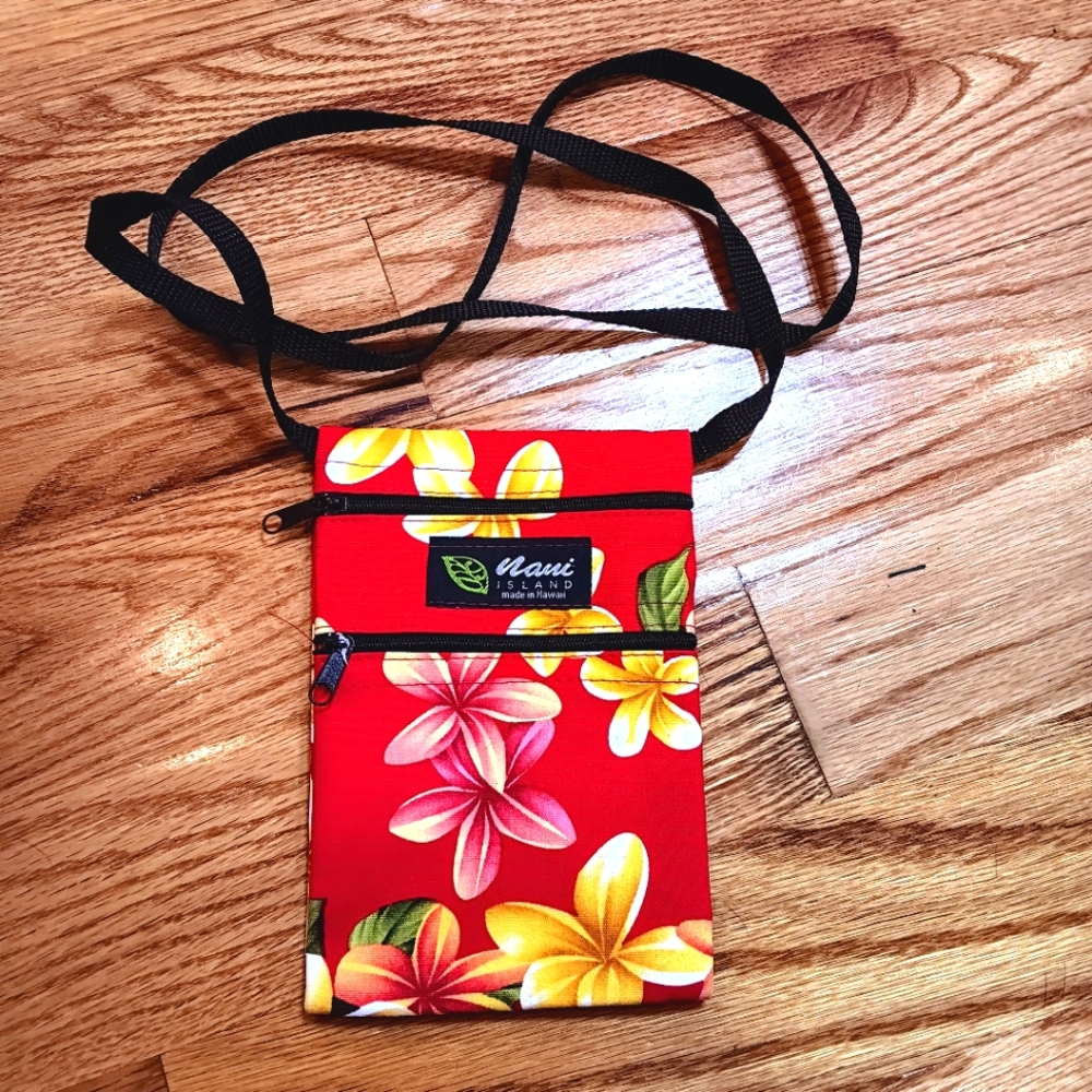 Nani Island‎ iPhone Bag! BEAUTIFUL Hawaiian Print!